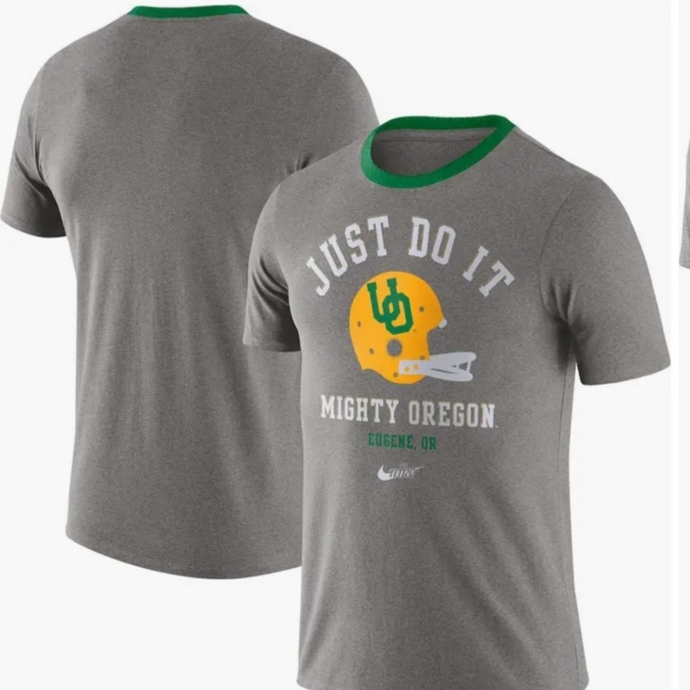 NWOT Nike University of Oregon Ducks Football Helmet T-Shirt - Size Large - Grey